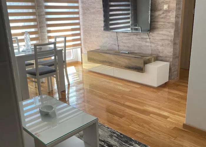 アパート Ambasador Pančevo